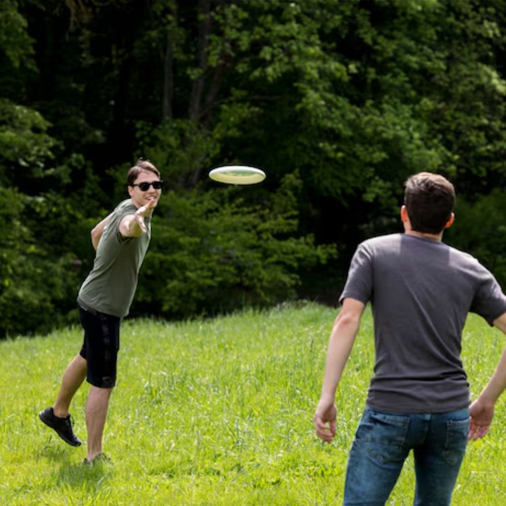 Book The Field - Image 5